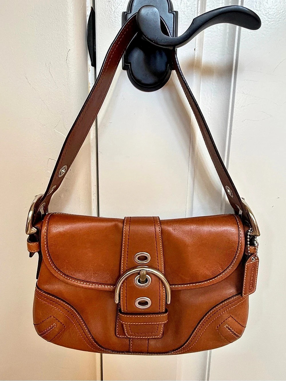 2007 Coach Soho Buckle Flap Shoulder Bag Leather Shoulder Bag British Tan Gorgeo